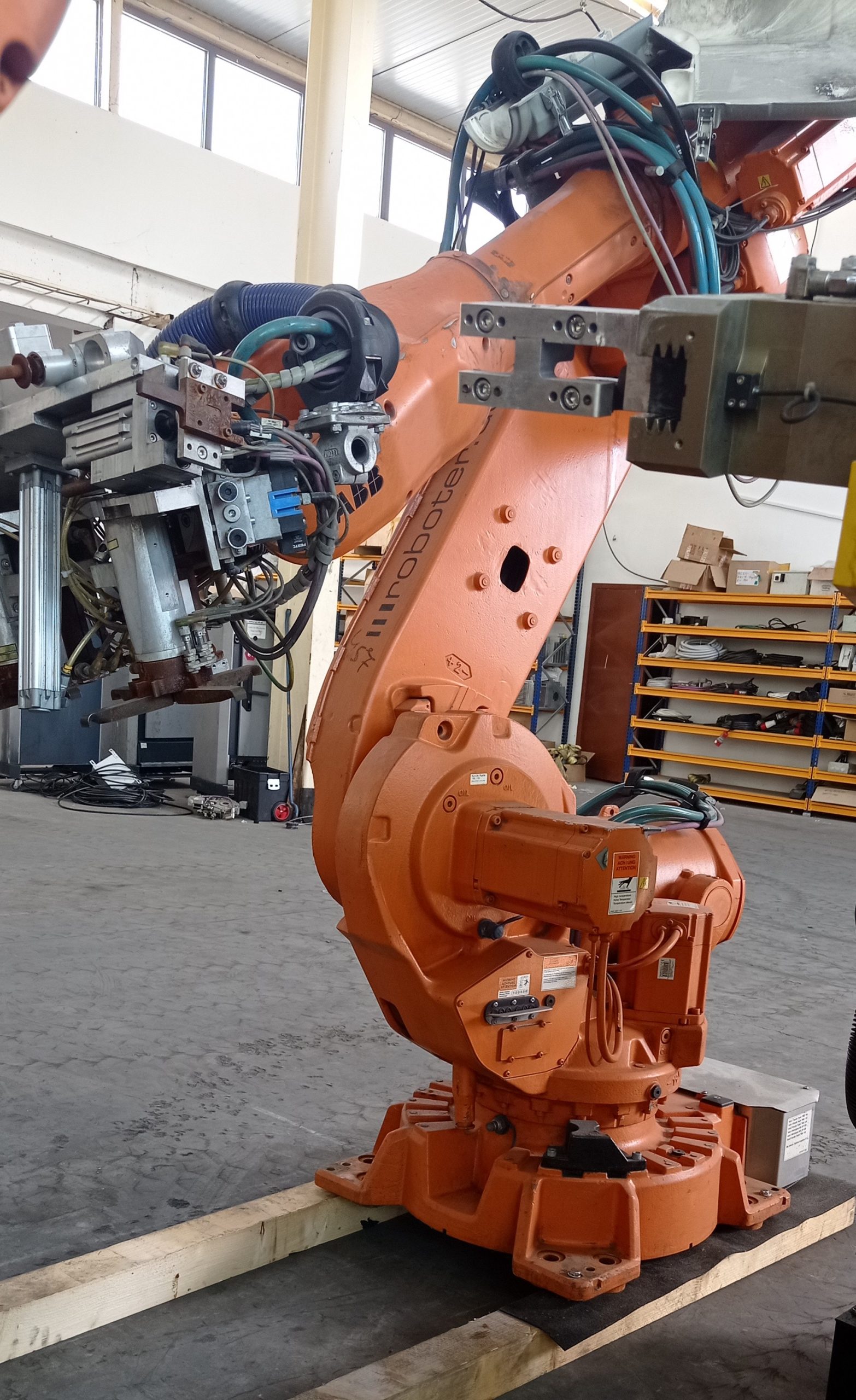 ABB ROBOT IRB6640-205-2.75